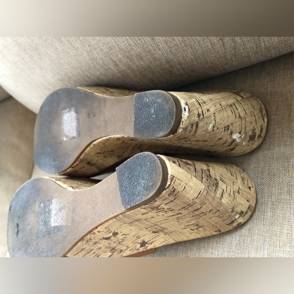 Mudd Cork Platform Wedge Heels. Size 7. - Picture 11 of 12